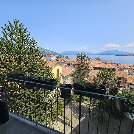 Lake View Meina Bagian luar foto